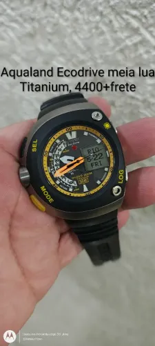 Relógio Citizen Aqualand Ecodrive meia lua Titanium 