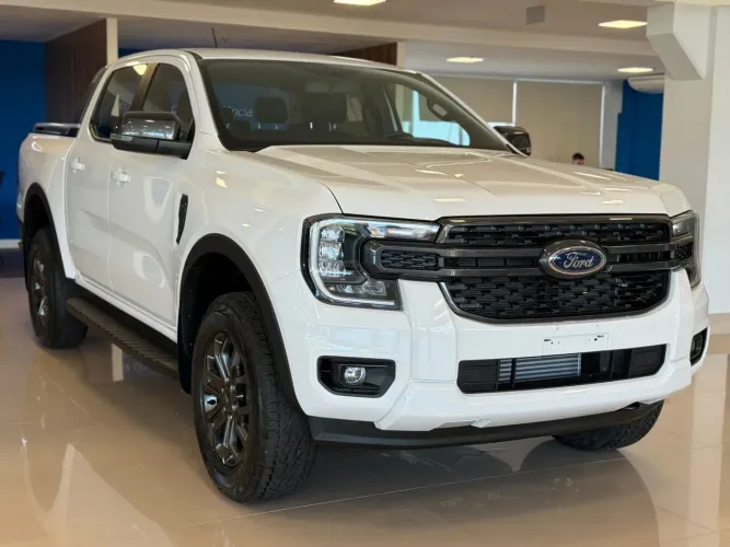 Ford Ranger Black 2.0 4X2 CD TB Diesel Aut. 2026