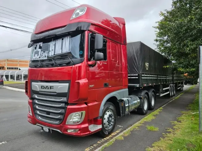 DAF XF 530 6x4 bug leve mola ano 25 baixo km + Rodotrem Graneleiro Librelato Ano 19 c/pneu