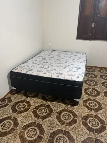 Cama box de casal nova