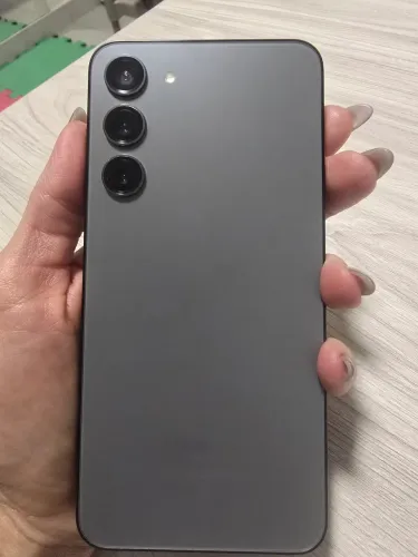 Celular samsung S23 PLUS
