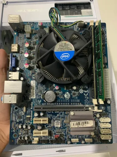 VENDO KIT PLACA MÃE H61 + i5 2310 + air cooler. PREÇO A NEGOCIAR