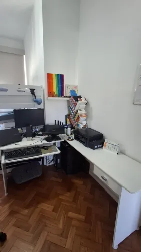Mesa computador em L - para vender rápido