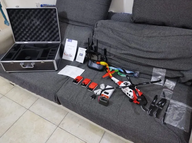 Helicóptero Controle Remoto Yu Xiang F09-S + 3 Baterias + Maleta