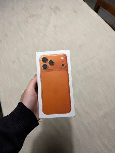 Vendo iphone 17 pro max 256gb cor laranja