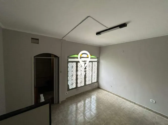 Casa à venda, 6 quartos, 2 suítes, Saúde - São Paulo/SP