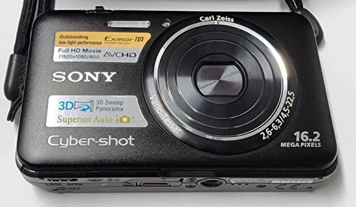 Camera Sony Cyber-Shot 3D DSC-WX9 16.2mega Pixel com bateria