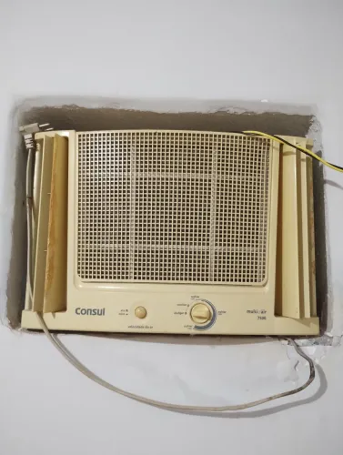 AR-CONDICIONADO DE JANELA CONSUL