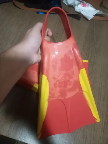 PE DE PATO SMALL NOVO. Usado duas vezes