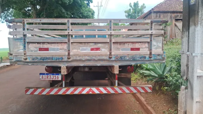 Mb Mercedes 1113 truck carroceria 
