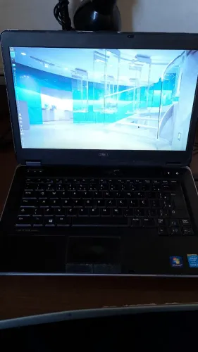 Dell Latitude E6440 - i5 - 8GB RAM - 128GB