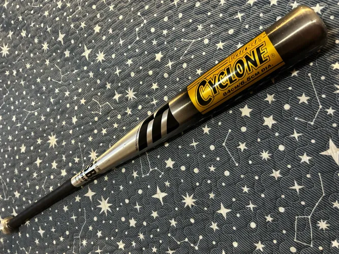 Taco de Beisebol Mizuno Valour Cyclone - Original Japão (85cm) - Raro