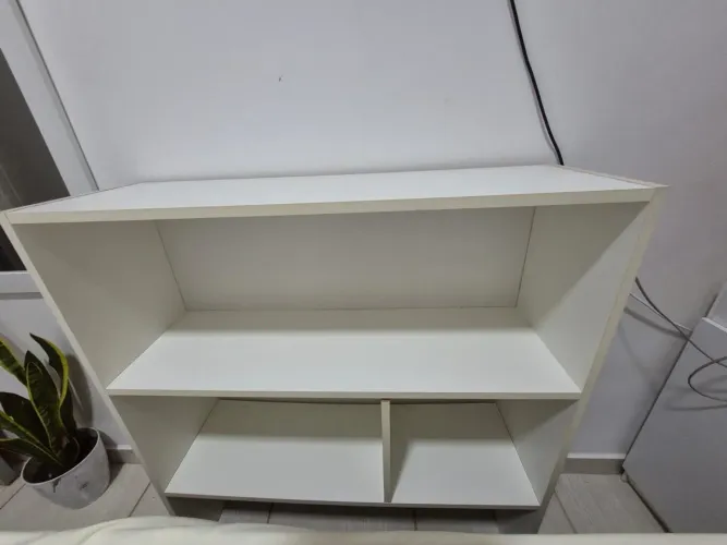 Estante de quarto