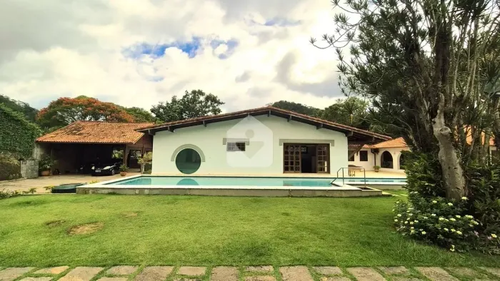 Casa para venda com 4 quartos, 7183m² - Pedro do Rio - Petrópolis/RJ