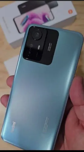 Vendo redmi 12 S semi novo. Vai capinha, carregador, valor 600,00 no pix ou dinheiro 