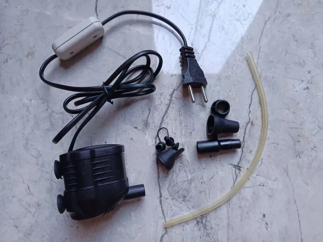 Bomba Sarlo Better sb1000a 220v, um mês de uso, para lagos e aquários