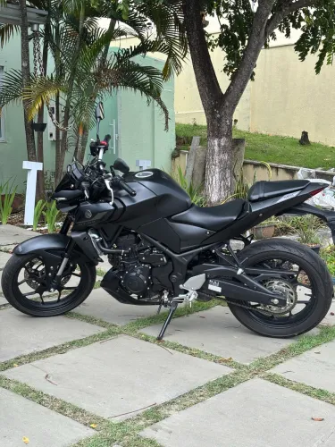 Vendo moto Yamaha MT 03