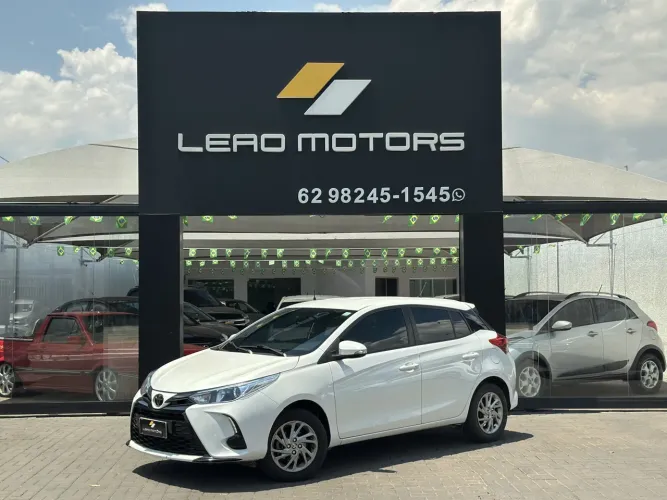 Toyota Yaris XS Connect 1.5 Flex 16V 5P AUT 2023