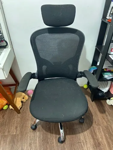 Cadeira de escritorio moderna