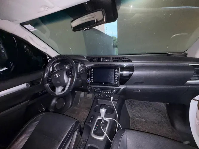 Toyota Hilux CD SRX 4X4 2.8 TDI 16V Diesel Aut. 2021