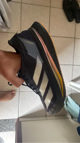 Tênis ADIDAS ADIZERO SL2