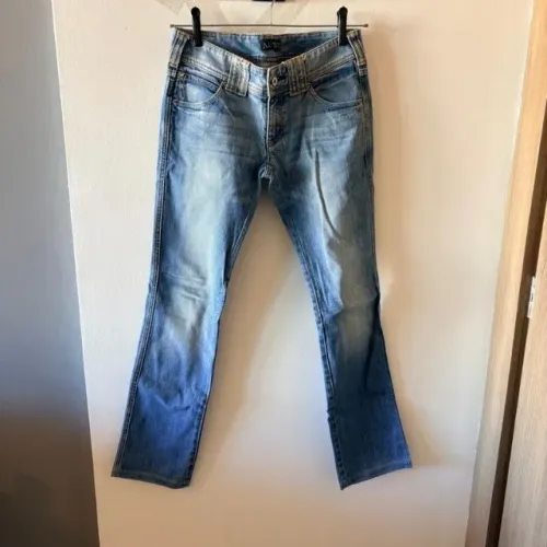 calça jeans azul