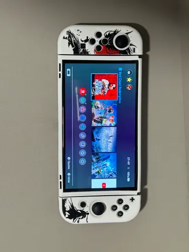 Nintendo Switch OLED 64GB + Pro Controller + microSD 256GB + Case Customizada - Na caixa