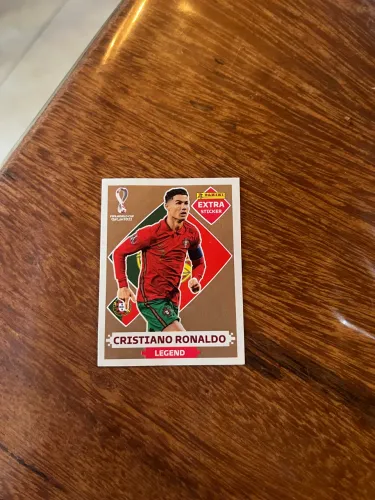 Cristiano Ronaldo legend bronze 2022
