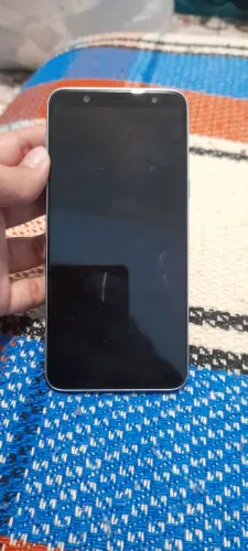Samsung J8 - Semi Novo