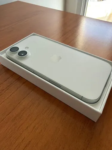 iPhone 17 BRANCO