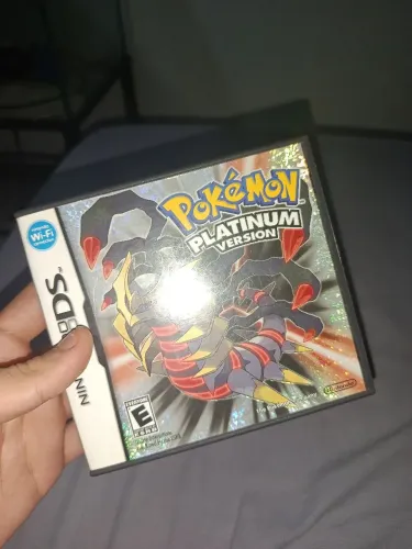 Pokémon Platinum version de Nintendo ds, original versão americana com manual e caixa.