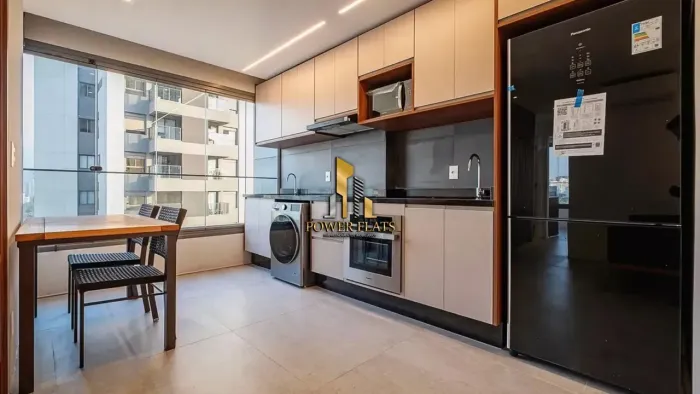 Apartamento mobiliado 1 dormitório para locação em Pinheiros próximo ao Metrô Fradique Cou
