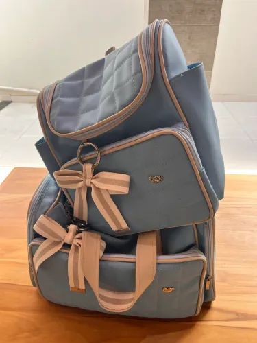 Kit de bolsa e mala maternidade azul 