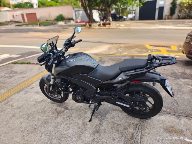Dominar 400