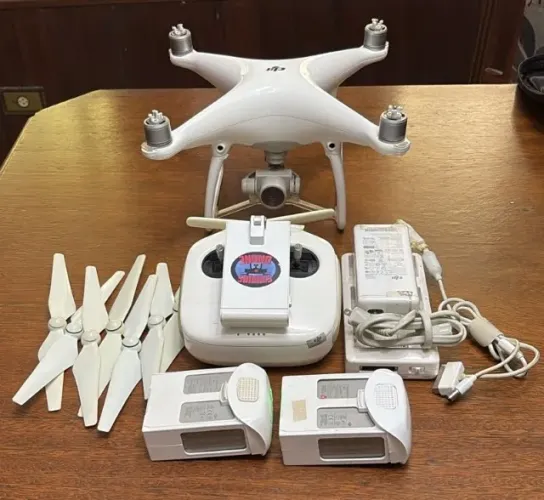 Drone Dji Phantom 4 funcionando - Leia Descrição