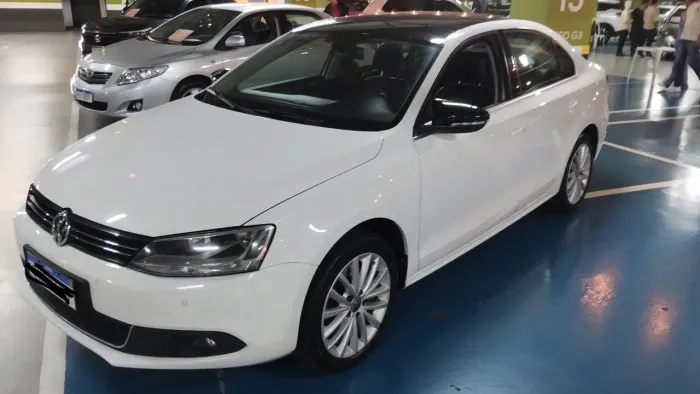 Volkswagen Jetta Highline 2.0 TSI 16V 4P Tiptronic 2011