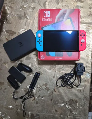 Nintendo Switch Oled Desbloqueado + cartão 256 GB