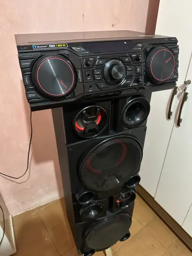 SOM LG HI-FI RMS 1800W 