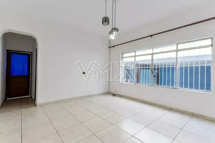 Sobrado à Venda na Vila Maria Alta 240m², 3 Dormitórios, Edícula, Salão e 4 Vagas