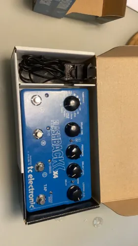 Delay Flashback 4 intacto na caixa com fonte manual