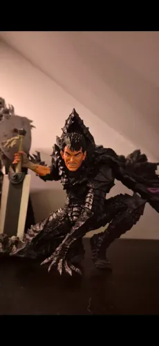 Guts berserk ichiban original com caixa