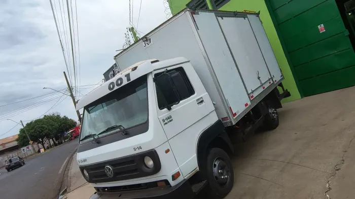 Caminhão Delivery 5-140