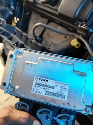 Módulo de Injeção/ central do Citroen C3 1.4 8v 0261S05884