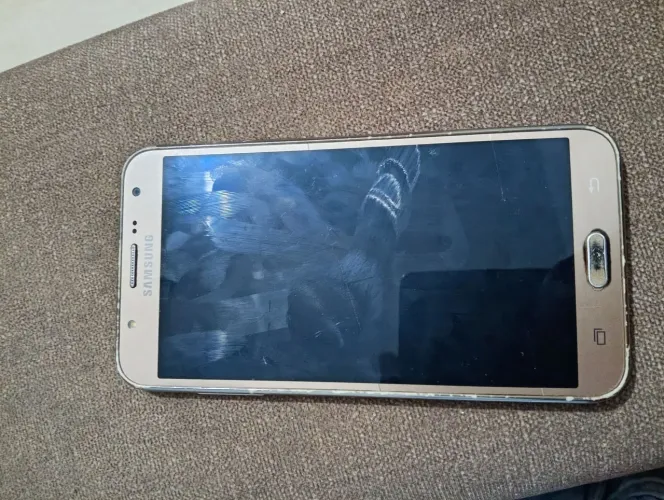 Samsung j7