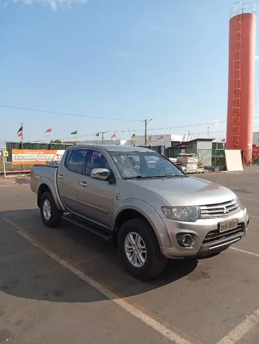 Mitsubishi L200 Triton HPE 3.2 CD TB Int.diesel AUT 2015