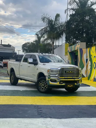 Ram 3500 Limited Longhorn 6.7 TB CD Diesel 2023