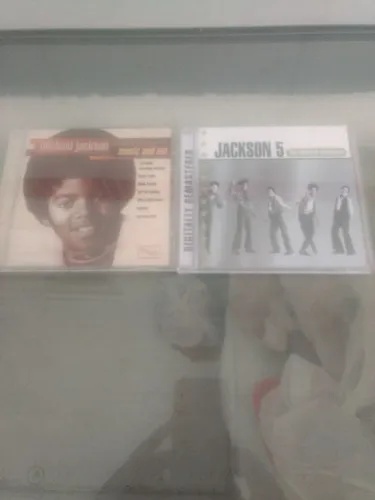 Cds Michael Jackson.