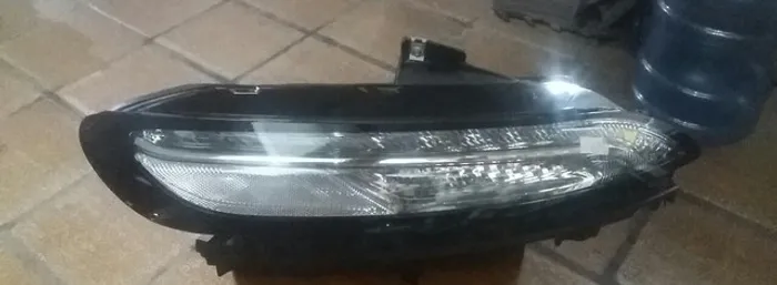 Farol Cherokee 2015 2016 2017 2018