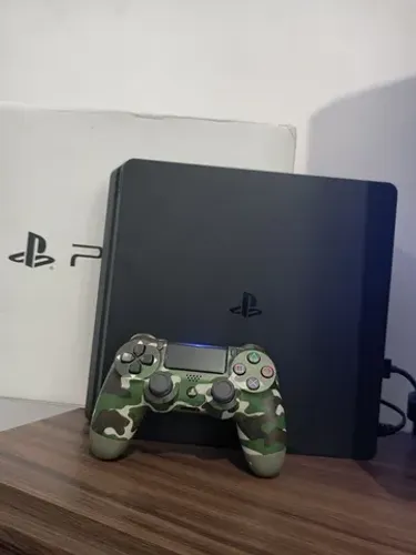 Playstation 4 Slim semi novo na caixa com garantia