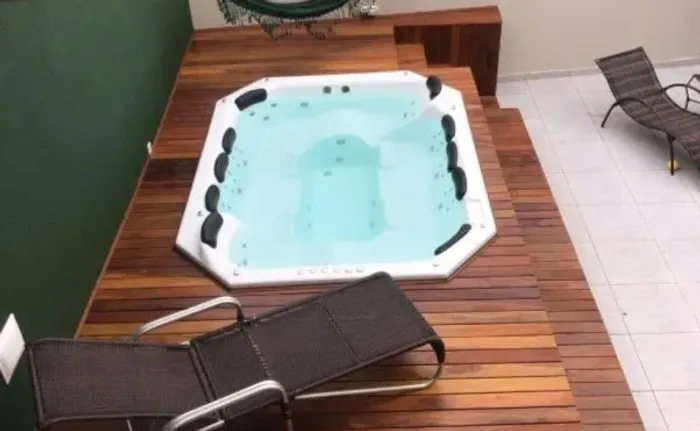 SPA IPANEMA DE 8 LUGARES HIDROMASSAGEM AQUECEDOR ELÉTRICO CROMOTERAPIA COM 2 LEDS